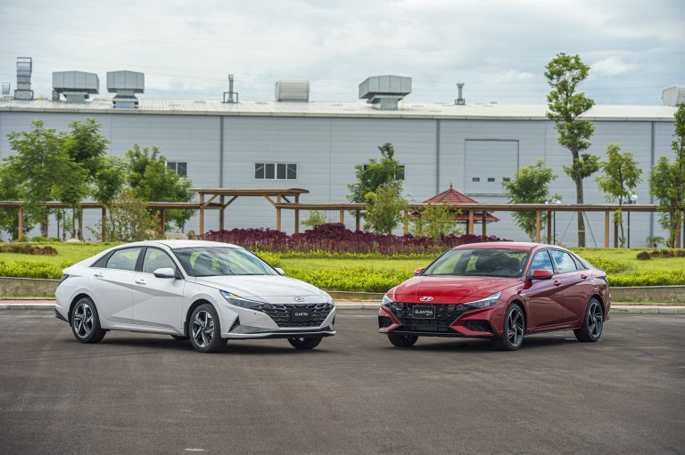 Hyundai Elantra thế hệ hoàn toàn mới chính thức ra mắt thị trường Nghệ An