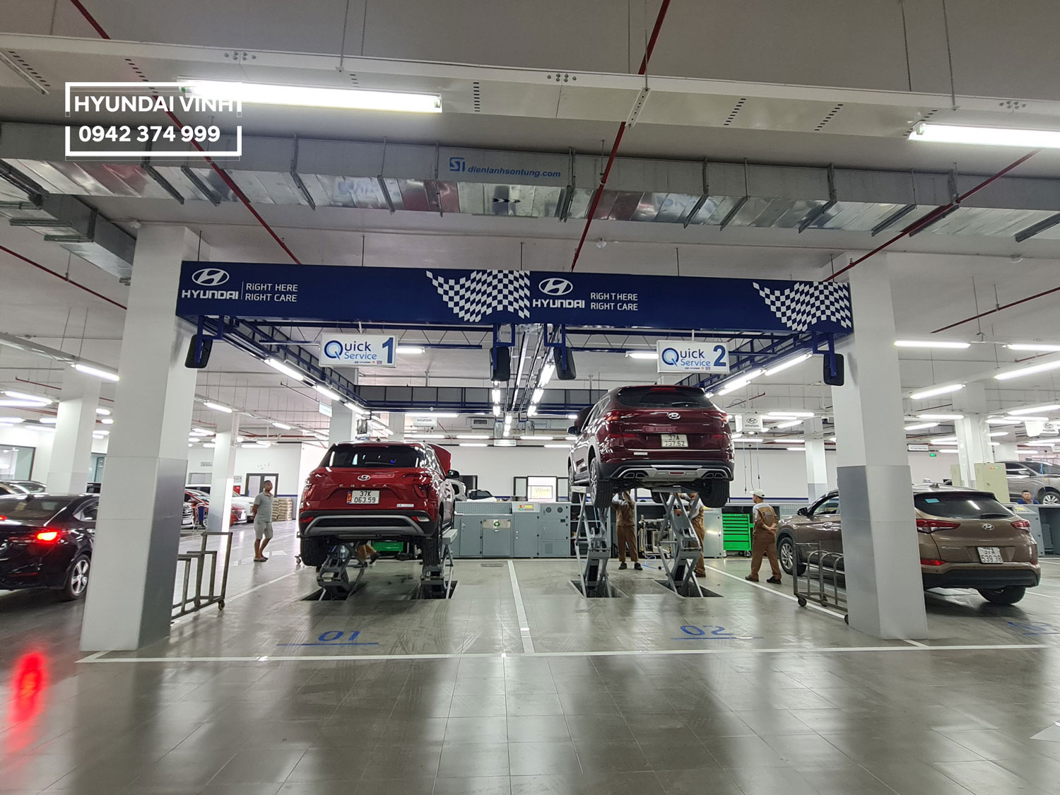 Đội ngũ kỹ thuật viên chuyên nghiệp và cơ sở vật chất hiện đại tại Hyundai Vinh