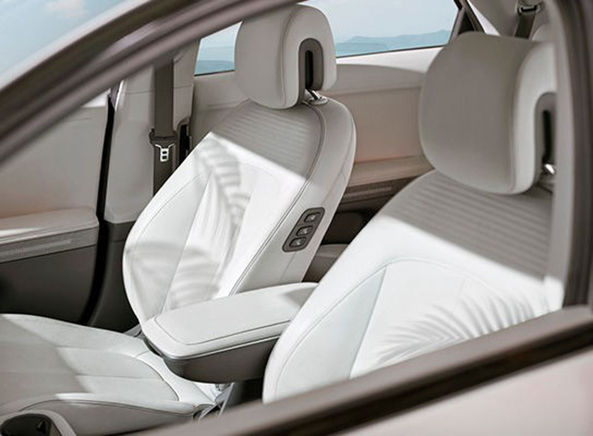 Nội thất của Hyundai IONIQ 5 được thiết kế với mục tiêu thân thiện với môi trường